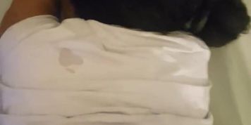 Dat ass was phat in that swim suit i needed 2 hit it frm the bac