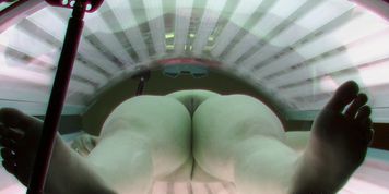 CZECHSOLARIUM - Busty Chubby Girl Relaxing in Solarium Tanning Bed