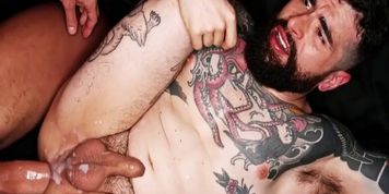 Tattooed Hot Guy 
