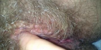 He loves eating hairy mature pussy