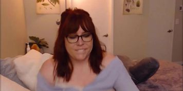 Redhead BBW  Dianna fucks pussy without taking off her heels