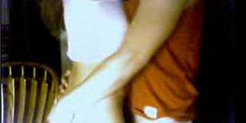 She sucks and gets Eatn out on Cam