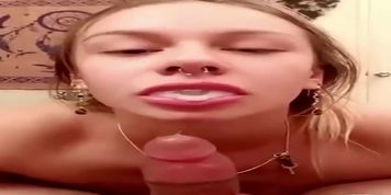 Giving Sloppy Head Until He Cums In My Mouth (Naomi Swann)