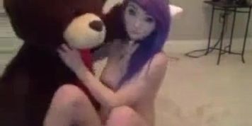 super cute chick with nice tits (Teddy Bear)