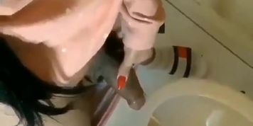 Shemale pissing in WC #iLoveTGiRRLS4