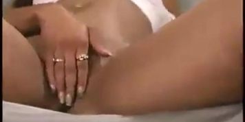 Beautiful lightskin girl shake her bare booty