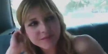 Fuck amateur slut in the car