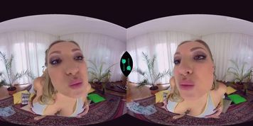 huge tits vr
