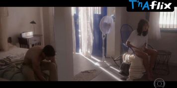 Carla Salle Breasts Scene  in Onde Nascem Os Fortes
