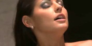 Lucie Theodorov - video 1