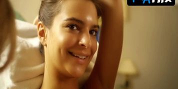 Emily Ratajkowski Sexy Scene  in Sports Illustrated Swimsuit 2014 Emily Ratajkowski Photo Shoot