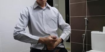 Jerking and cumming in working suit.