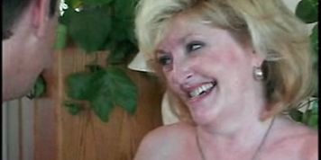Granny likes Cum on her face