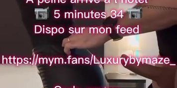 0001 A peine arriv&eacute; a l'h&ocirc;tel (DirtyTina)