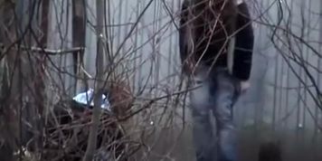 Teens peeing byonde shed