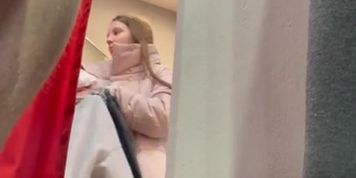 Fitting room flash 011 (quick look)
