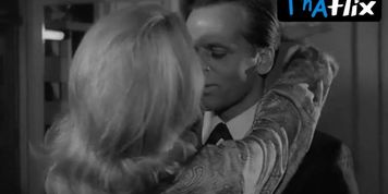 Suzanna Leigh Sexy Scene  in The Pleasure Girls