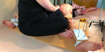 Amateur. Handjob Game, If he Can't Cum and throws the coins, I'll Wax his Balls. Double Cumshot
