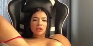 MARIAN GOMEZ MASTURBATING