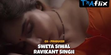 Nikhita Chopra Sexy Scene  in Khul Ja Sim Sim