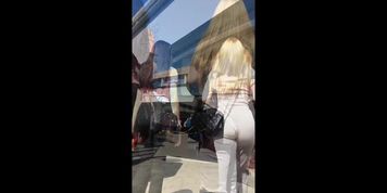 Candid ass tiny teen girl bubble butt