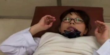 Schoolgirl fucked by School doctor