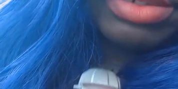 giantess finds a truck