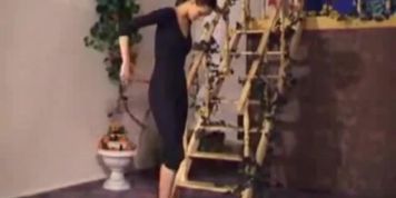 Flexible amateur gets fucked rough and cumshot load