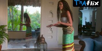 Naomi Campbell Sexy Scene  in The Super Models