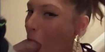 Blowjob with a facial (Anna Blossom)