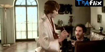 Veronica Cartwright Breasts,  Bush Scene  in Inserts