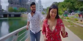 ?????? ????? ? ?????? ?? - Srilankan model accidentally flash her nipple 