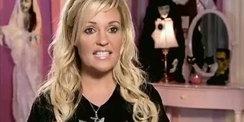 Bridget Marquardt Breasts Scene  in The Girls Next Door (Norma Joel)