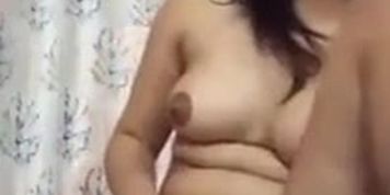 A 19 Year Old Assamese Desi Girl Fingering In The MMS (indian_girl)