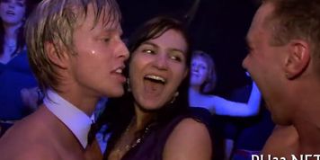 Carnal and errotic group sex - video 21