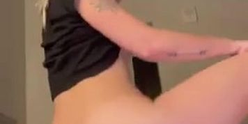 Sativaay dildo riding