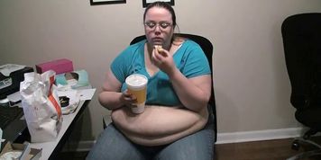 SSBBW BIG BELLY MAC STUFFING MAC