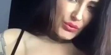Huuuge titties
