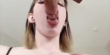Busty milf blowjob (Mor3 In D3scripti0n)