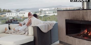 Ariana Van X Sucks &Amp; Fucks Her Massive Dick Bf On Vacation - Whiteboxxx
