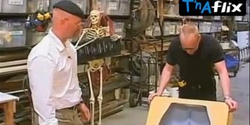 Kari Byron Sexy Scene  in Mythbusters