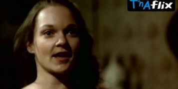 Pamela Reed Breasts,  Butt Scene  in The Long Riders