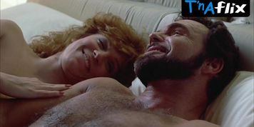 Marilu Henner Breasts,  Butt Scene  in The Man Who Loved Women