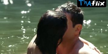 Andreia Horta Sexy Scene  in A Cura