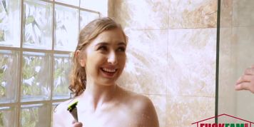 Secret Stepsibling Shave And Fuck (Gracie May Green)