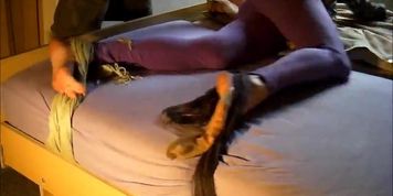 Mature Anja feet tickling