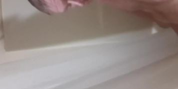 Jerking off in my sister's shower 