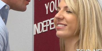 Girl gets the whole ride - video 13
