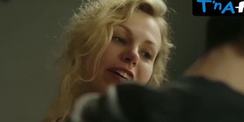 Magdalena Dwurzynska Breasts Scene  in The Clowns