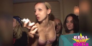 NUDE ROCKSTAR SLUTS WILD TOUR BUS PARTY P2